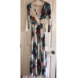 Everly Maxi Dress - Small